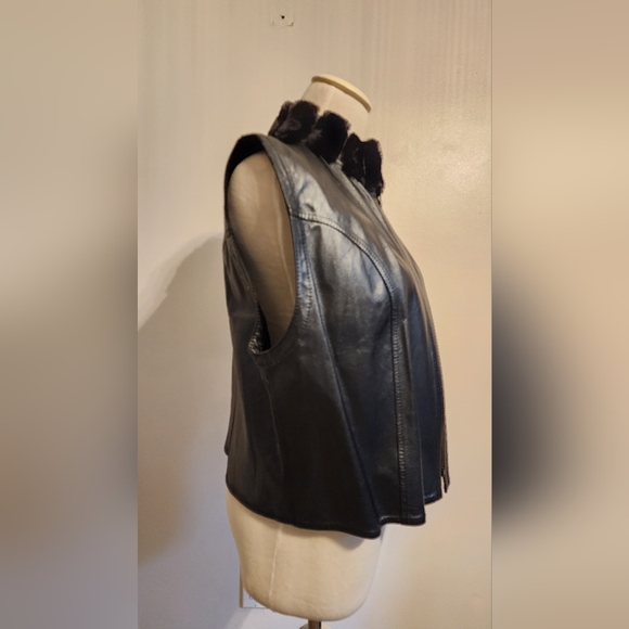Leather vest - Picture 3 of 9